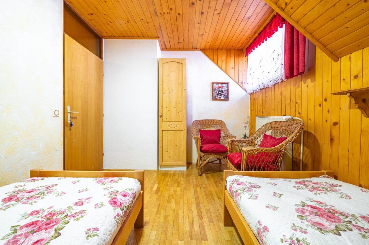 Farm Stay Trlej Begunje na Gorenjskem Exterior photo